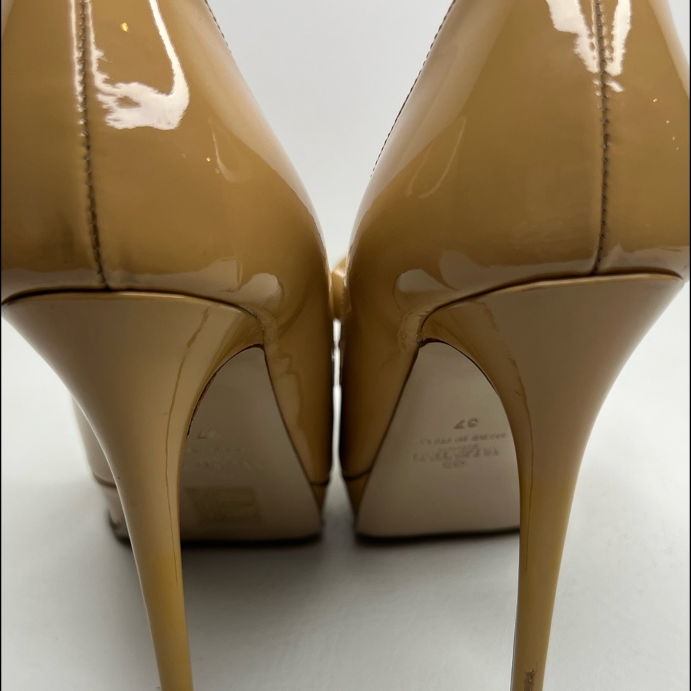 Valentino Garavani bow Nude patent platform pumps Size 37/ 7 EXCELLENT - Picture 5 of 9